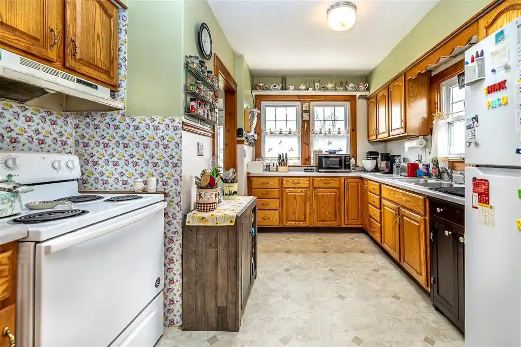 3rd image of 510 Main Street Street, Black River Falls, WI 54615 | MLS# 1600193