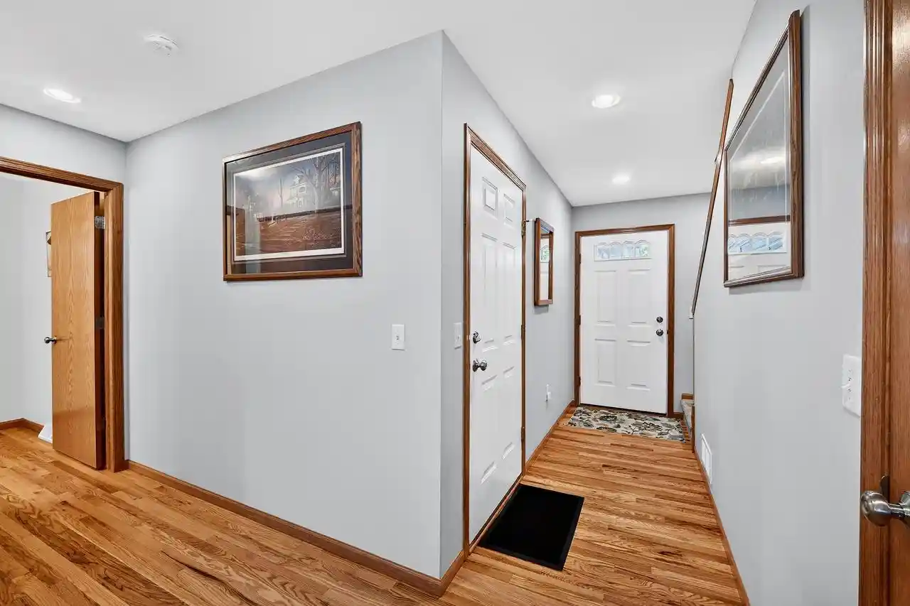 3rd image of 5124 Merwood Ln Ln, Madison, WI 53718