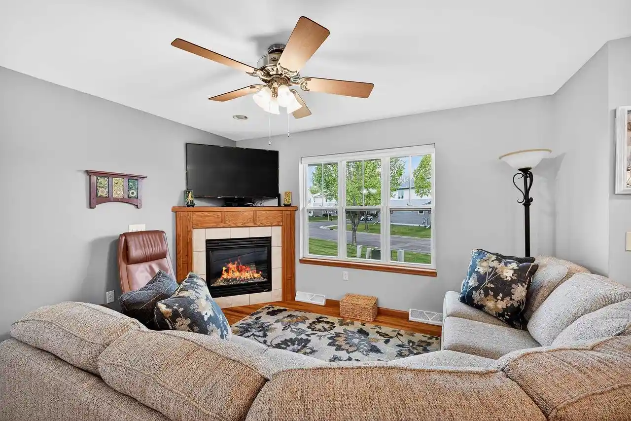 image of 5124 Merwood Ln Ln, Madison, WI 53718