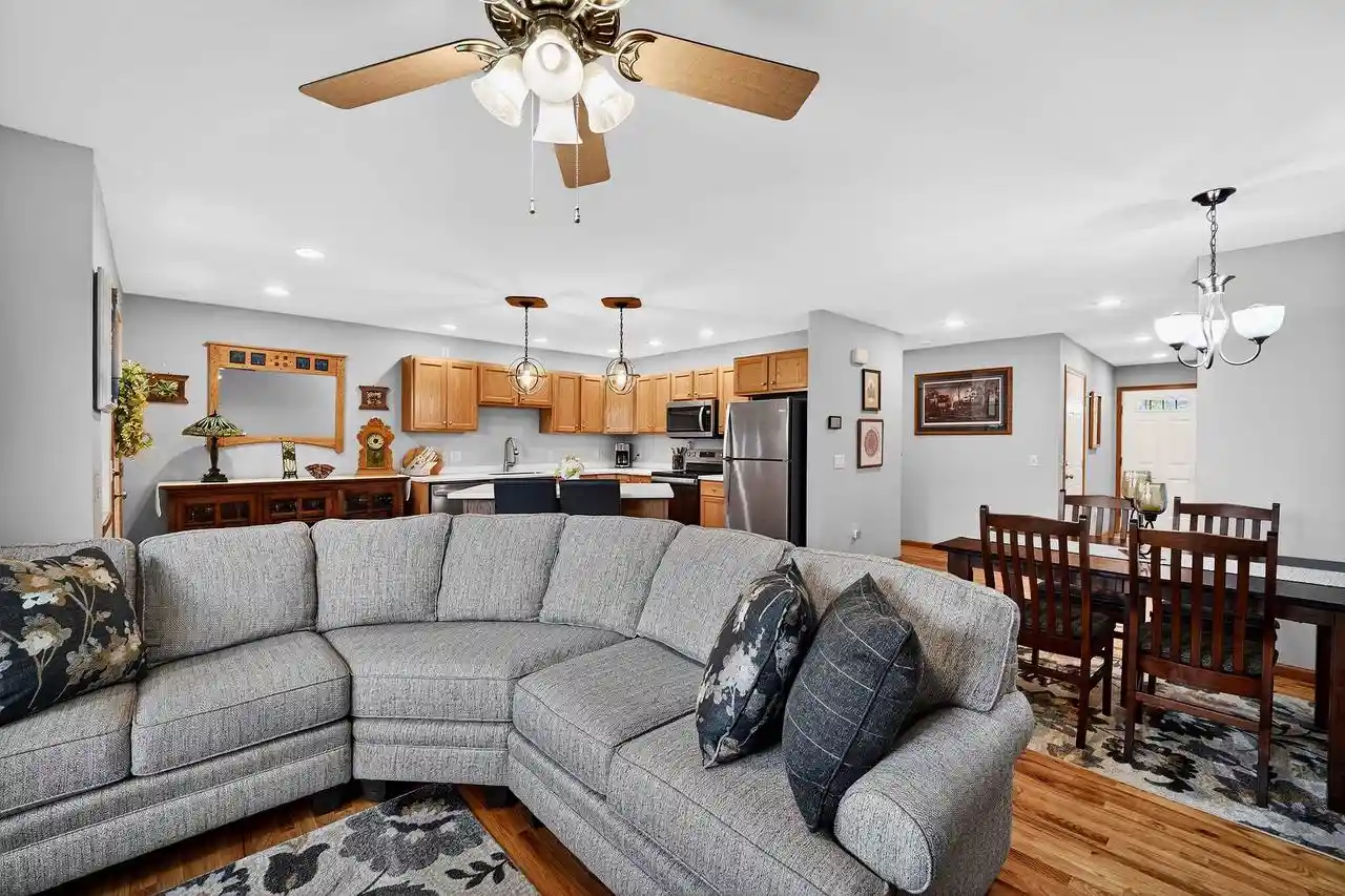 image of 5124 Merwood Ln Ln, Madison, WI 53718