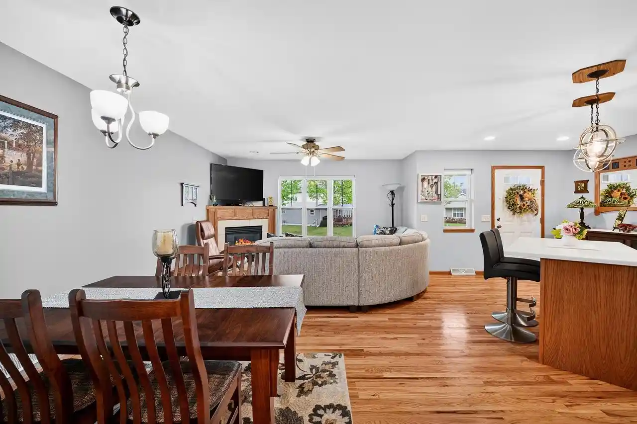 2nd image of 5124 Merwood Ln Ln, Madison, WI 53718