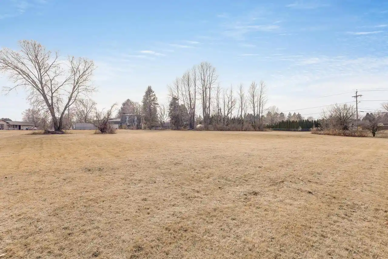 Homes for sale in Manitowoc, WI | 1795 Nagle Avenue Avenue, Manitowoc, WI 54220 | MLS# 1958482