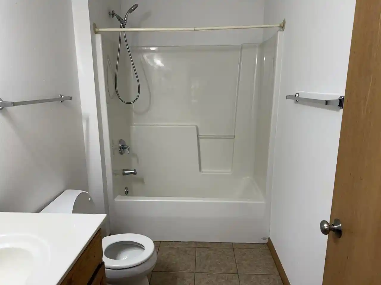 2nd image of 2880 Crinkle Rooot Dr Dr, Fitchburg, WI 53711 | MLS# 2021122