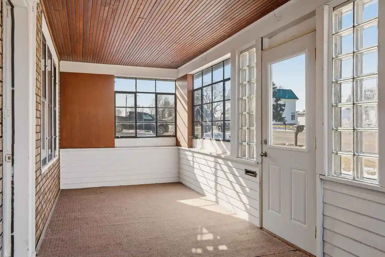 4th image of 440 2Nd Avenue Avenue, Onalaska, WI 54650 | MLS# 1958509