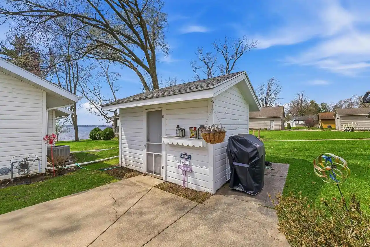 Homes for sale in Green Lake, WI | W3403 Orchard Avenue Avenue, Green Lake, WI 54941 | MLS# 2021182