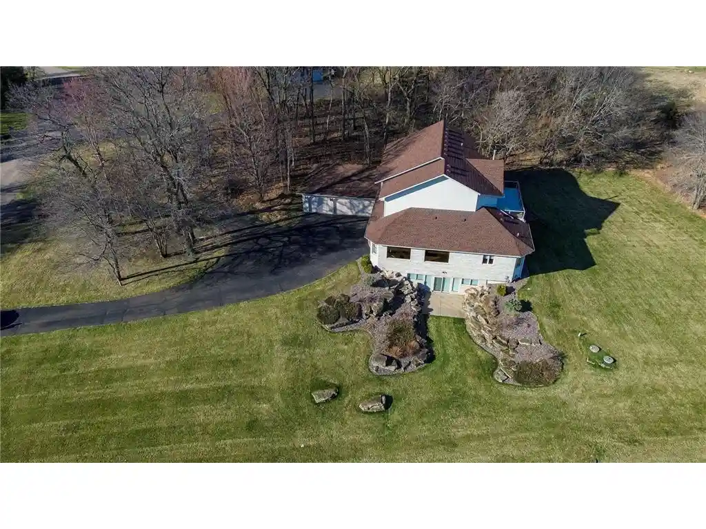 Photo 4 of Single family home for sale at E5110 Interlachen Boulevard Boulevard, Eleva, WI 54738 | MLS# 7058253 | Listing updated on 2026-09-15