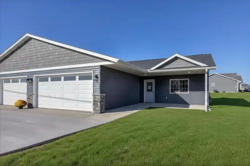 Photo 1 of Single family home for sale at 1836 Dorret Road Road, Eau Claire, WI 54703 | MLS# 1600195 | Listing updated on 2026-09-01