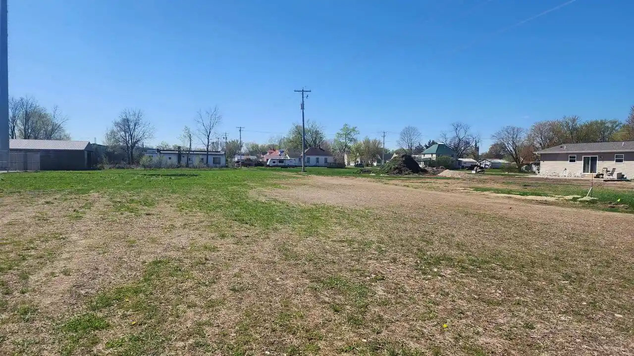 Homes for sale in Prairie Du Chien, WI | 314 E Pine Street Street, Prairie Du Chien, WI 53581 | MLS# 2021234
