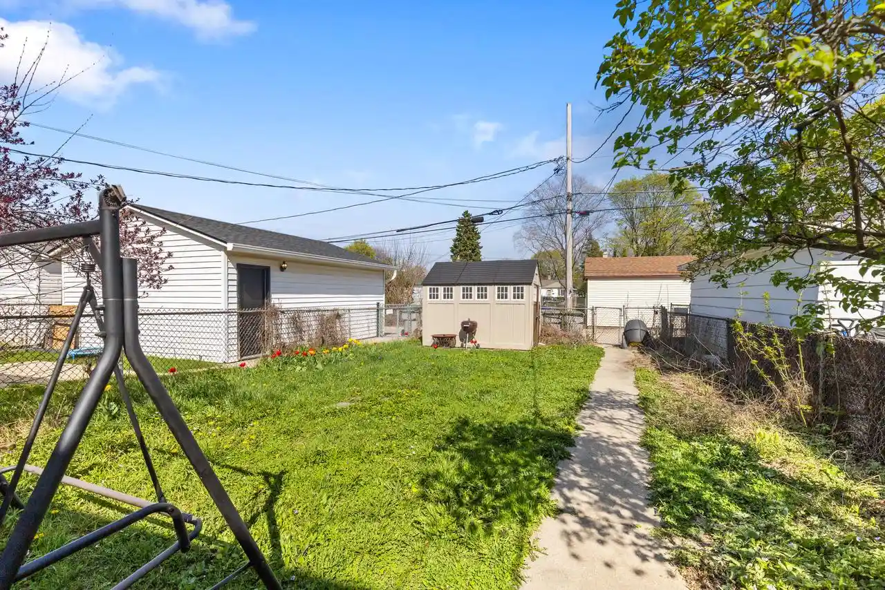 Homes for sale in Milwaukee, WI | 3636 S Quincy Avenue Avenue, Milwaukee, WI 53207 | MLS# 1958709