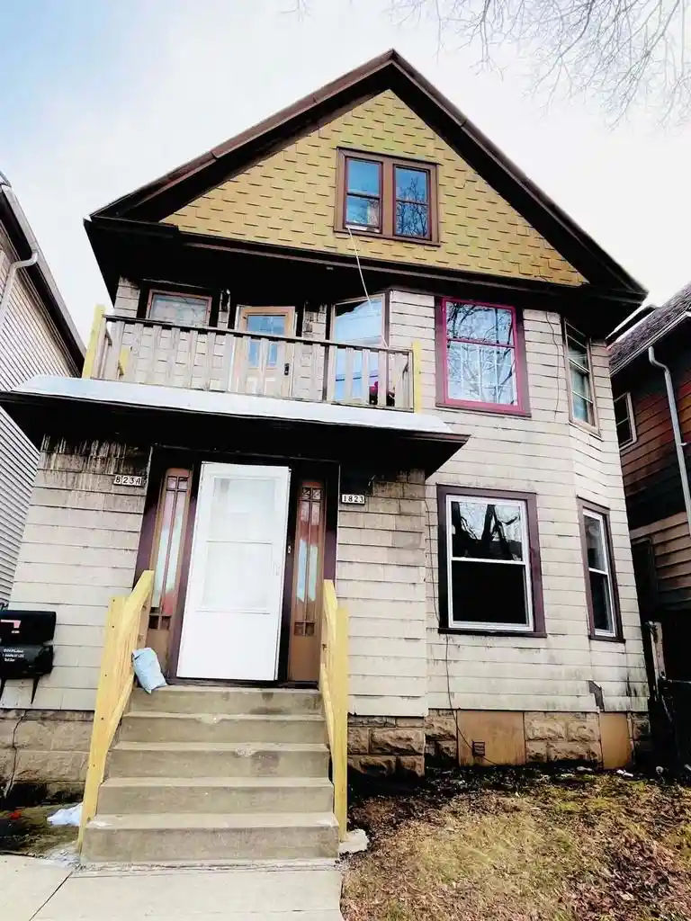 Homes for sale in Milwaukee, WI | 1823 West Becher St Street West Street West #1823A, Milwaukee, WI 53215 | MLS# 1958712