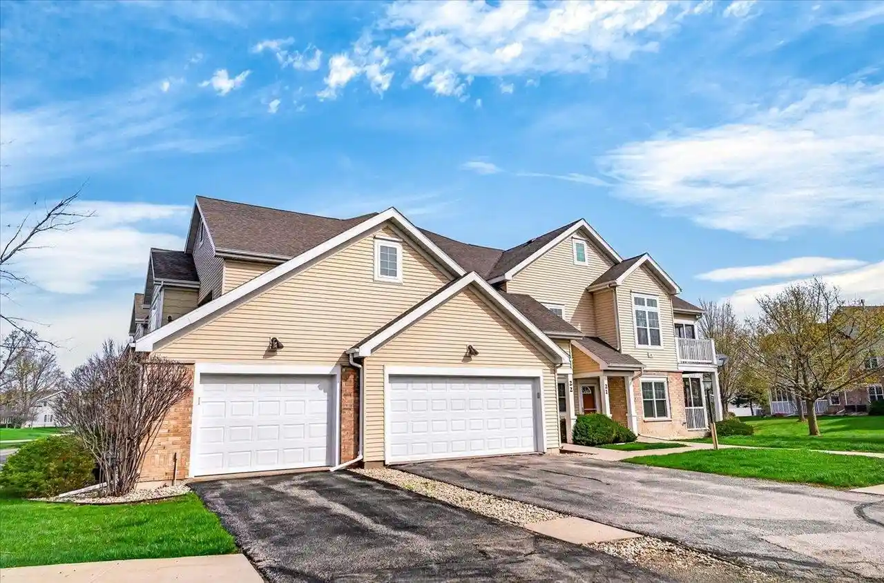 3rd image of 30 Keystone Wy Wy, Fitchburg, WI 53711