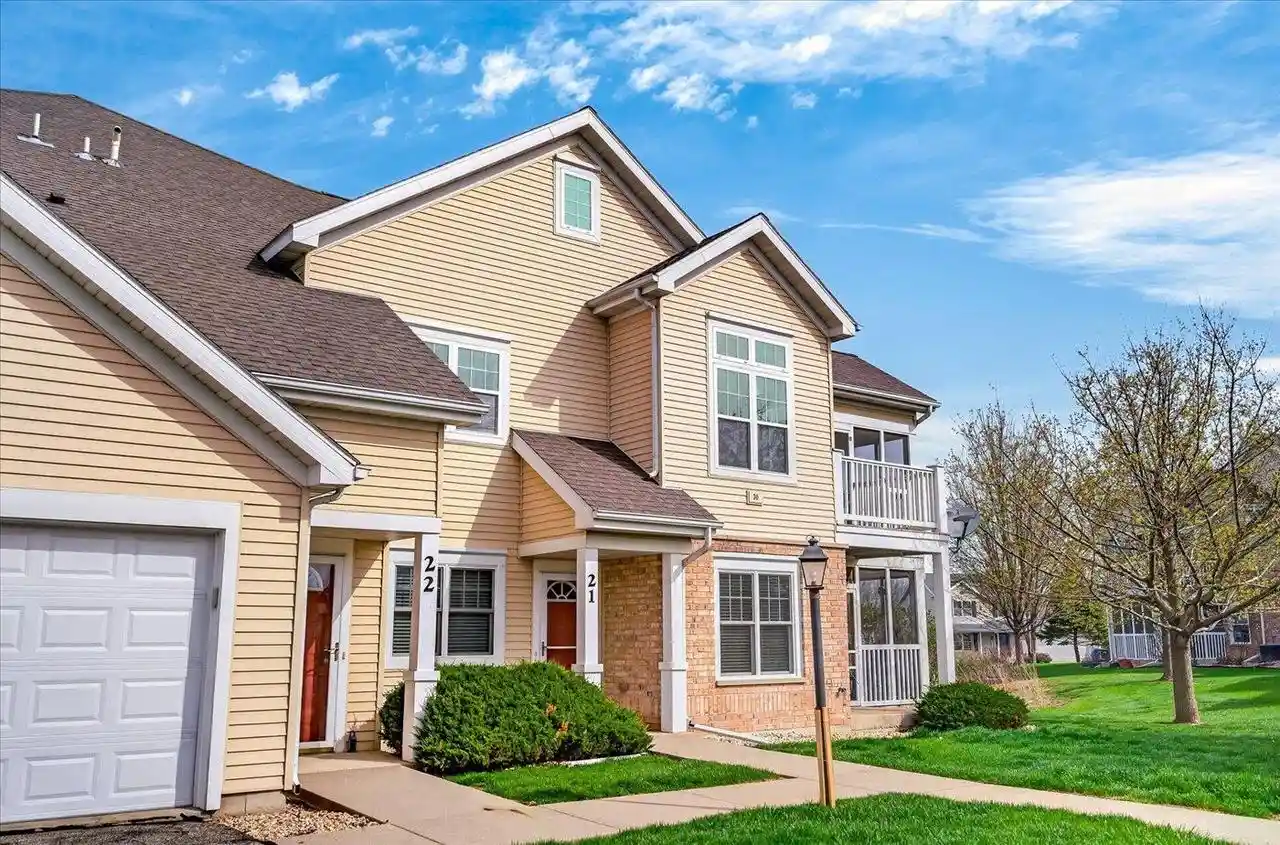 4th image of 30 Keystone Wy Wy, Fitchburg, WI 53711
