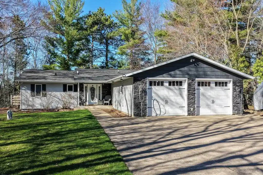 1st image of 18792 76th Avenue Avenue, Chippewa Falls, WI 54729 | MLS# 1600265