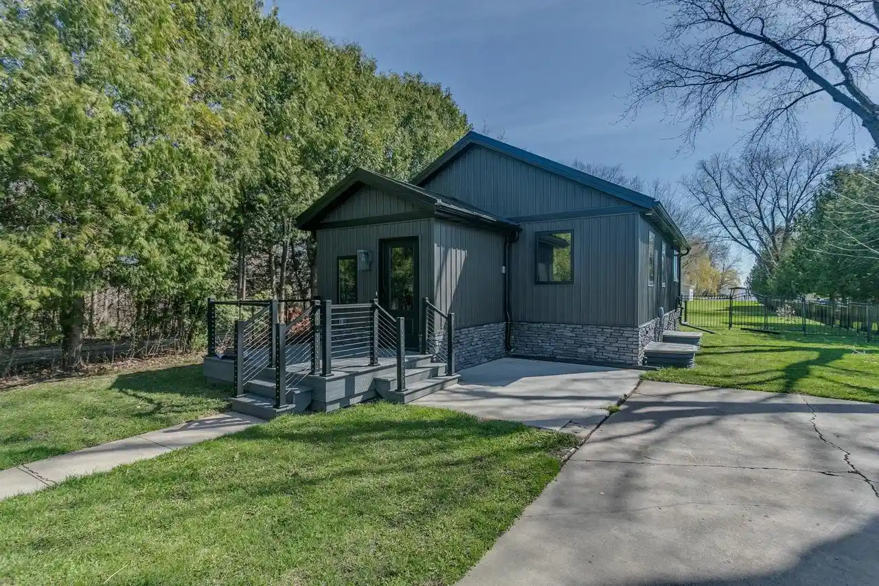 1st image of 7278 S Us Hwy 45, Oshkosh, WI 54902 | MLS# 50323970