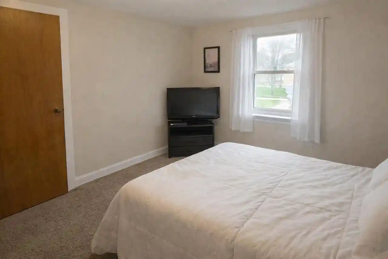Homes for sale in Sheboygan Falls, WI | 309 Broadway Street Street, Sheboygan Falls, WI 53085 | MLS# 1958767