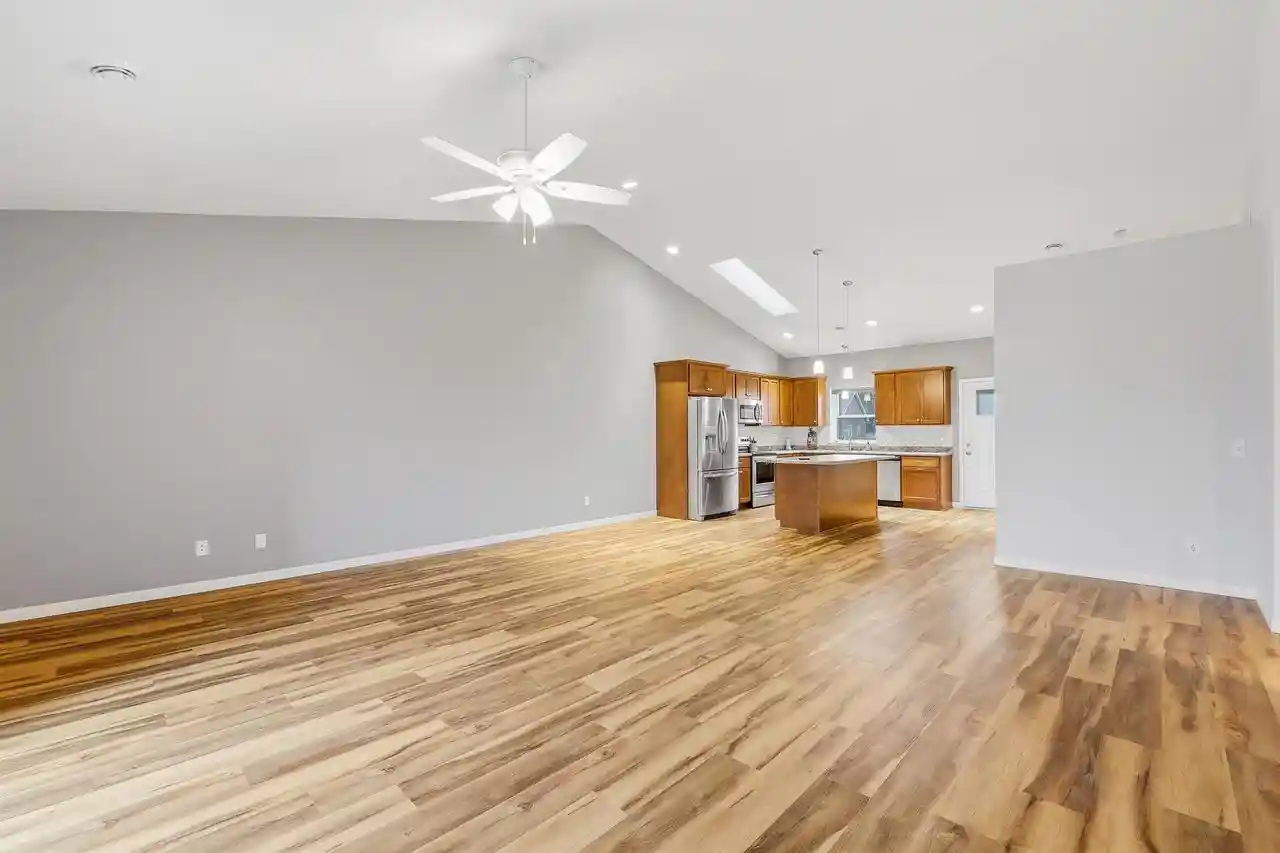 3rd image of 496 River Rd Rd, Columbus, WI 53925