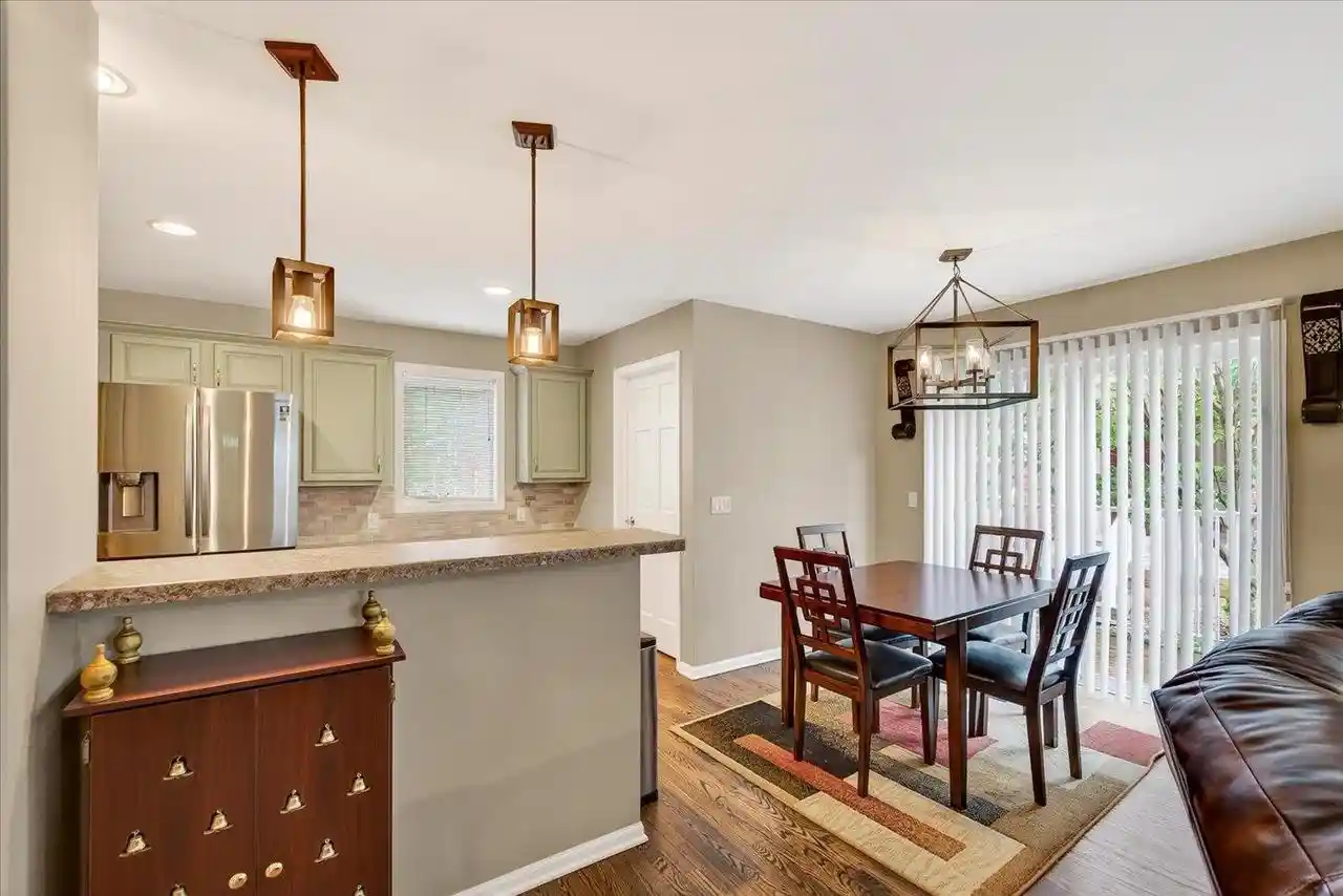 Homes for sale in Middleton, WI | 719 Cricket Lane Lane, Middleton, WI 53562 | Houzeo