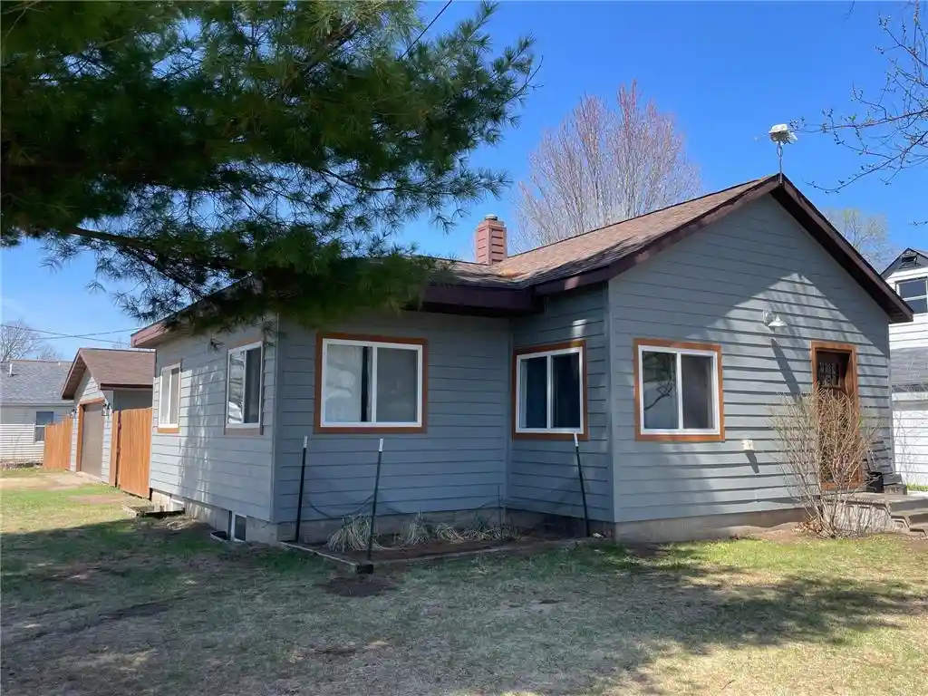 Homes for sale in Menomonie, WI | 1819 9th Street Street, Menomonie, WI 54751 | MLS# 7056306