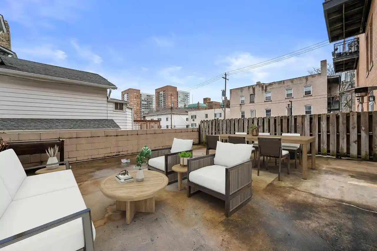 5th image of 1920 N Farwell Ave Ave, Milwaukee, WI 53202