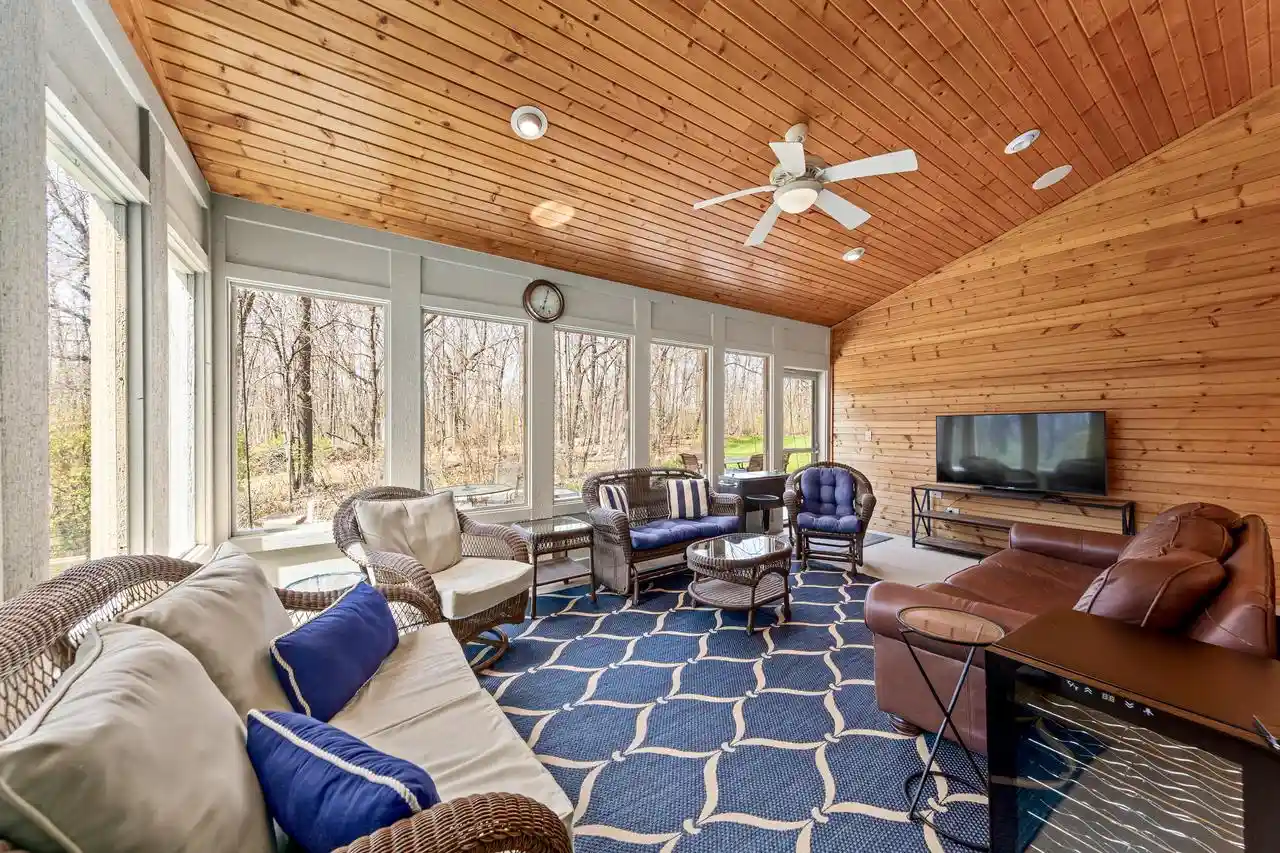 3rd image of 5925 S Conservancy Dr Dr, New Berlin, WI 53151 | MLS# 1958945