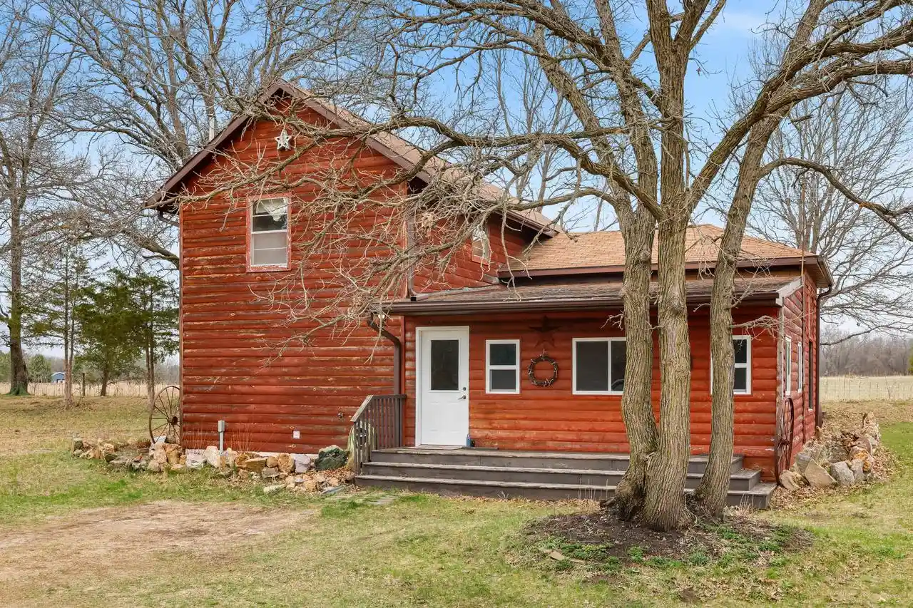 Homes for sale in Mindoro, WI | N9348 Sommers Road Road, Mindoro, WI 54644 | MLS# 1958970