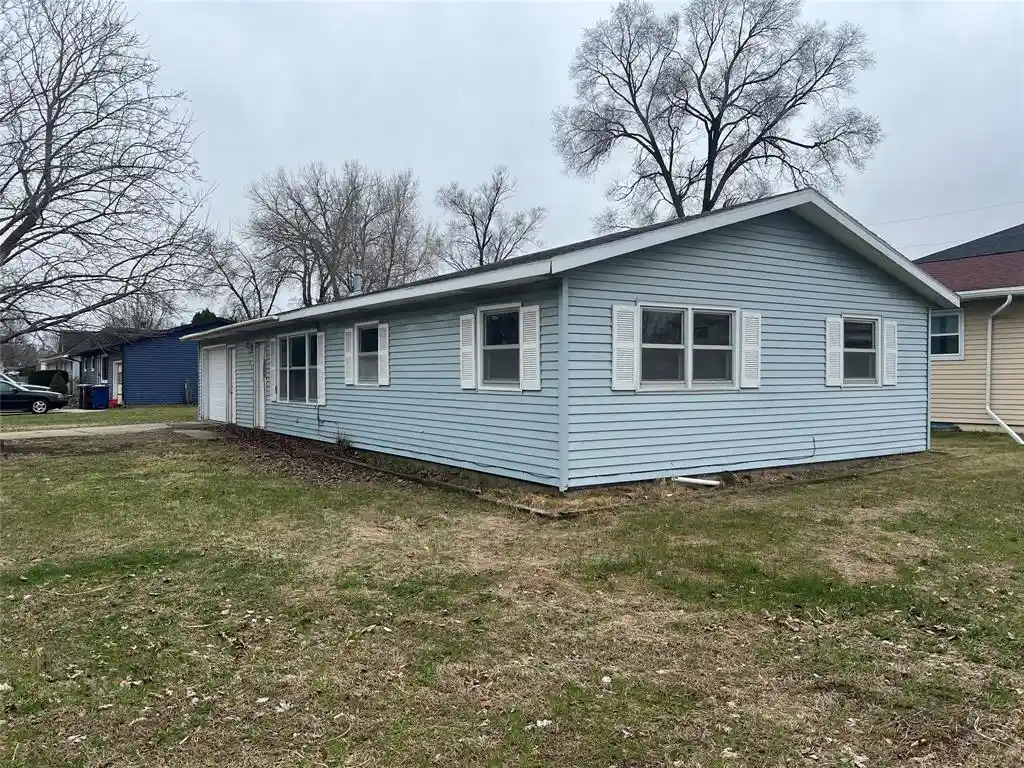 5th image of 104 12Th Avenue Avenue, Onalaska, WI 54650 | MLS# 1600348