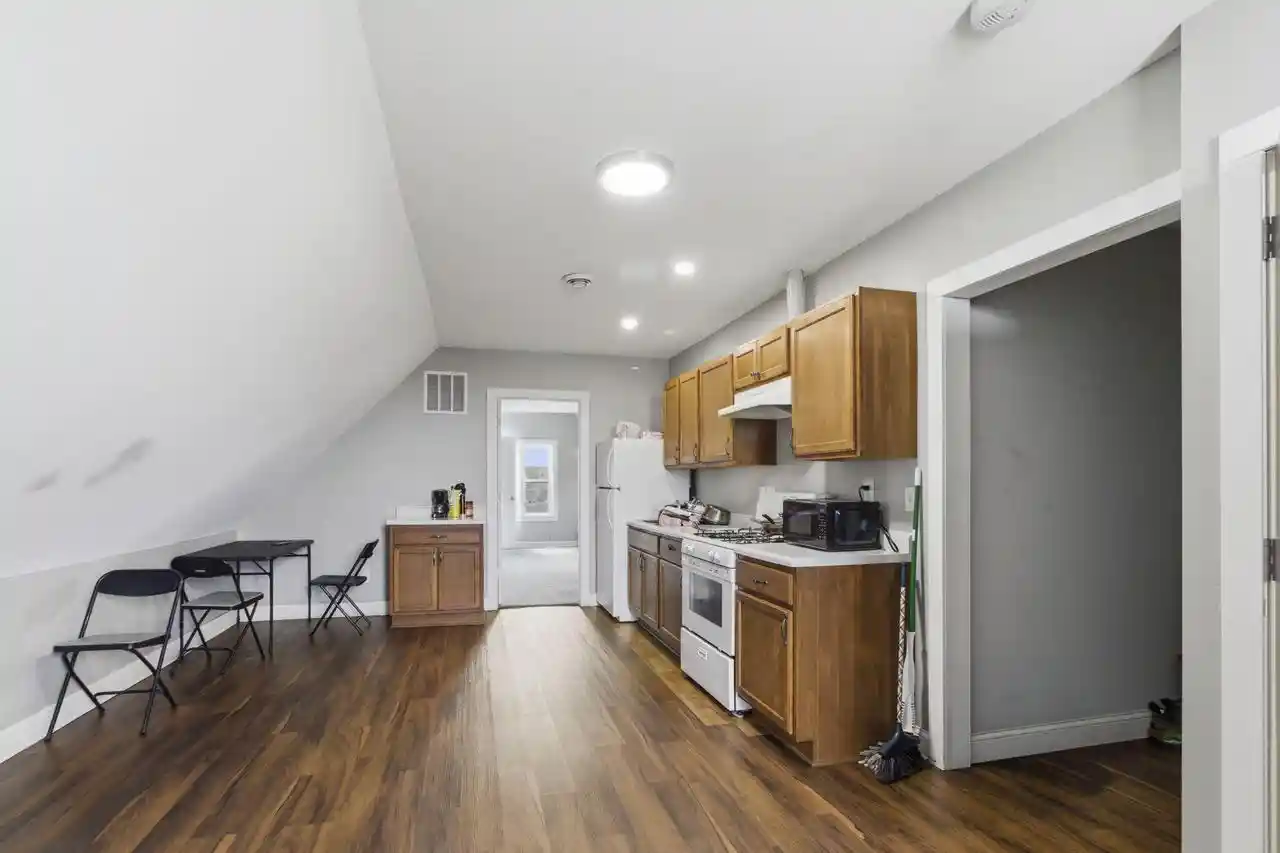 Homes for sale in Milwaukee, WI | 1322 W Dakota Street Street #1322A, Milwaukee, WI 53215 | MLS# 1959161