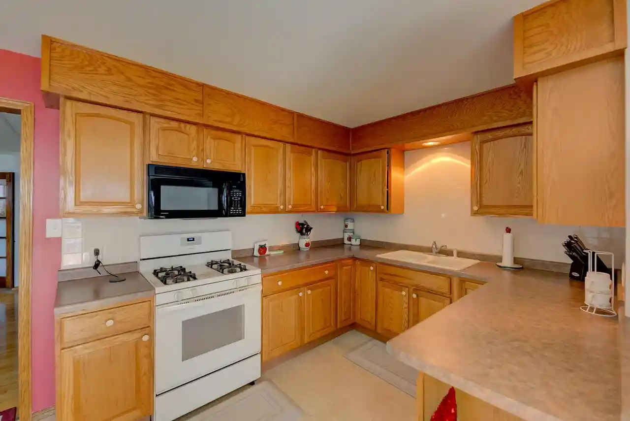 69th image of 28 Lake Street Street, Oshkosh, WI 54901 | MLS# 50324121
