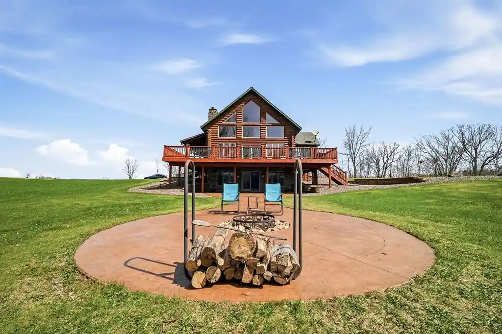 1st image of 5502 90th Street Street, Elmwood, WI 54740 | MLS# 1600054