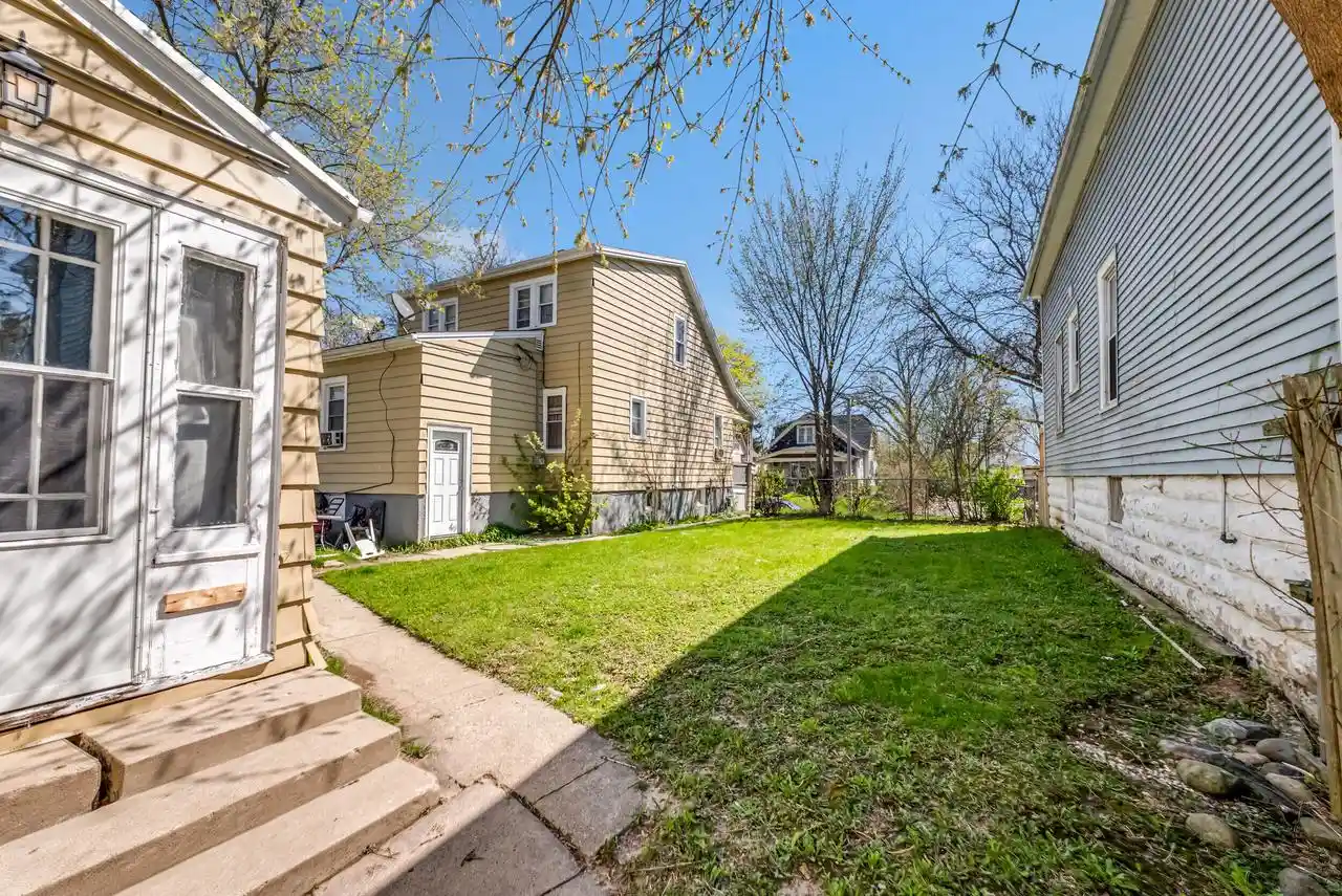 4th image of 5015 N 38Th Street Street, Milwaukee, WI 53209 | MLS# 1959262