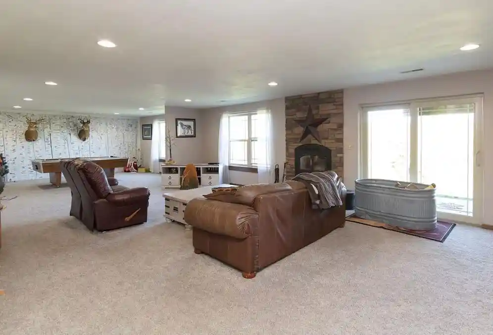 Homes for sale in Hartford, WI | N5194 Blue Valley Road Road, Hartford, WI 53027 | MLS# 1959278