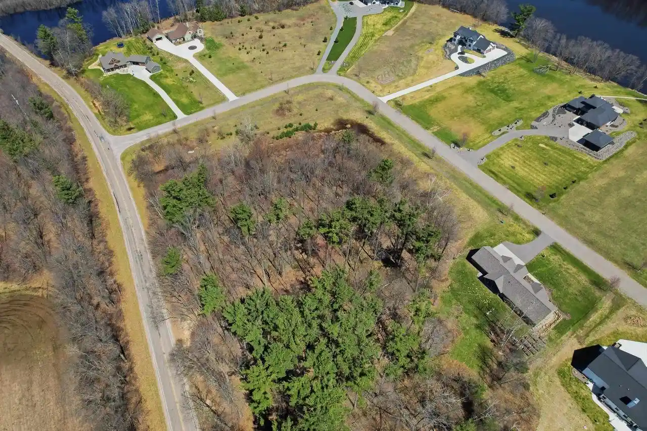 2nd image of 2100 Peninsula Pl Pl, Junction City, WI 54443 | MLS# 22601621