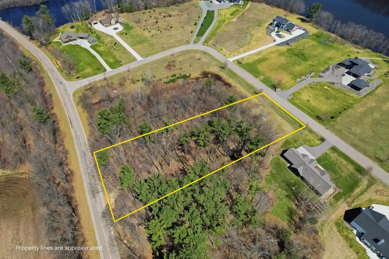 21st image of 2100 Peninsula Pl Pl, Junction City, WI 54443 | MLS# 22601621