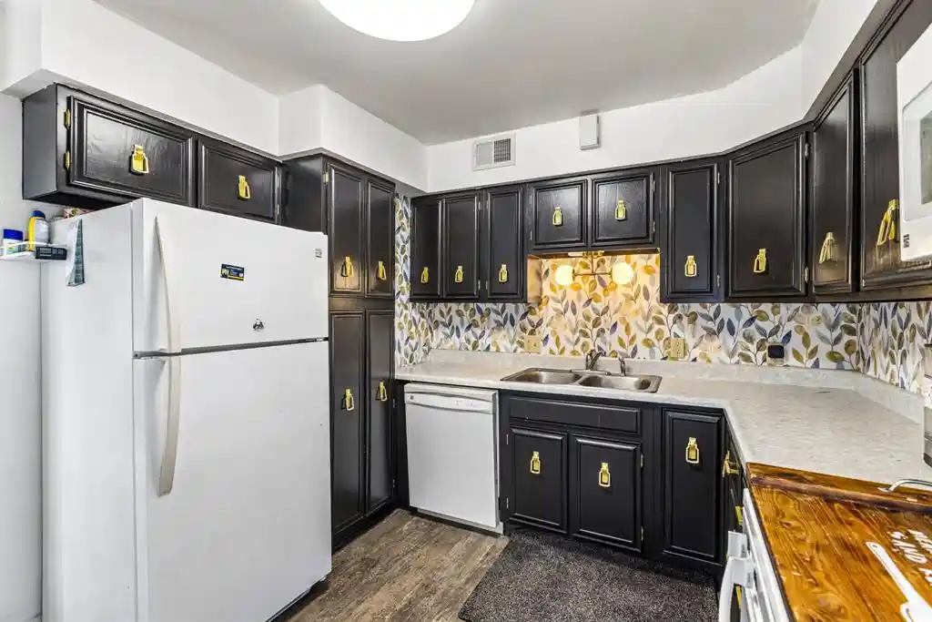 5th image of 2931 8Th Street Street, Eau Claire, WI 54703 | MLS# 1600143