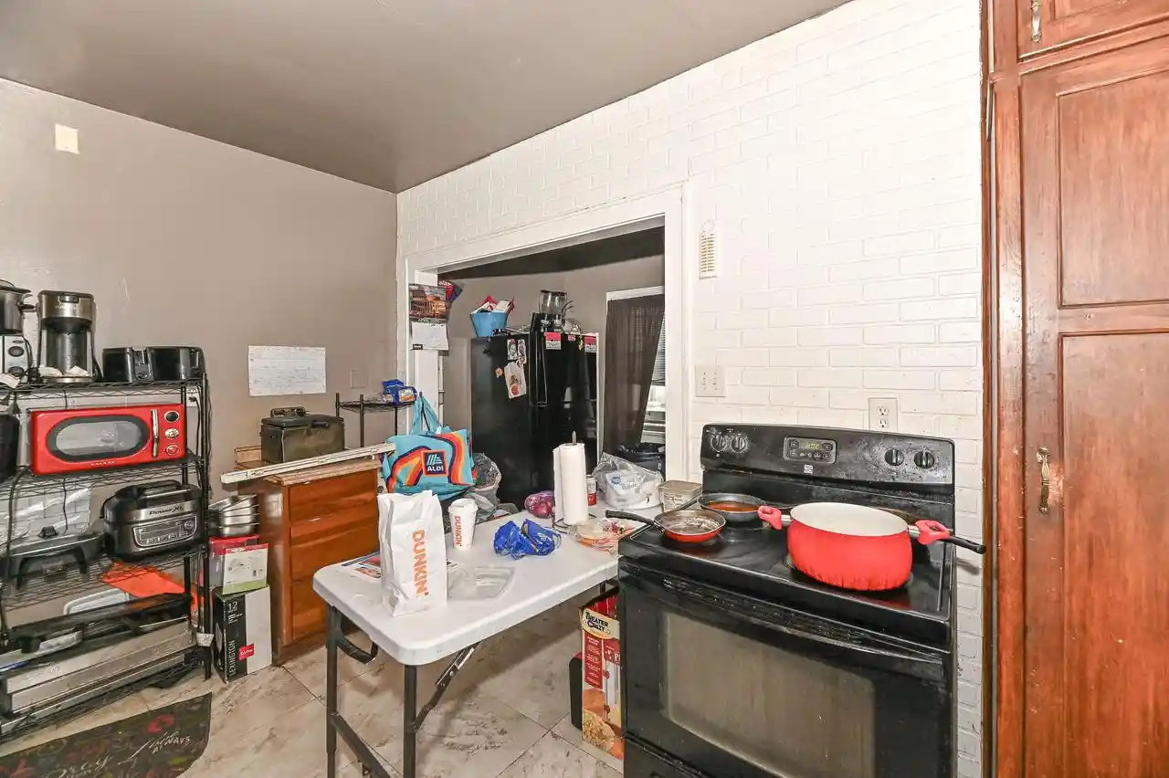 2nd image of 5432 N 41st Street Street, Milwaukee, WI 53209 | MLS# 1959344