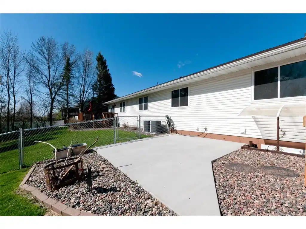 5th image of 745 Diamond Lane Lane, Rice Lake, WI 54868 | MLS# 7061081