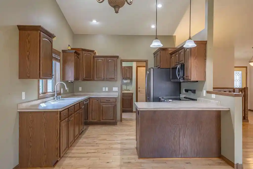 Homes for sale in Onalaska, WI | 1009 Windhill Street Street, Onalaska, WI 54650 | MLS# 1959386
