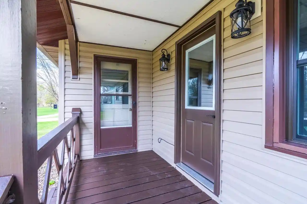 Homes for sale in Eland, WI | N7716 Pine Street Street, Eland, WI 54427 | MLS# 22601633
