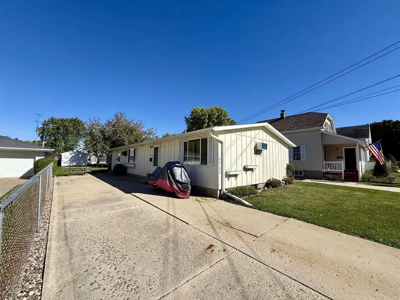 3rd image of 742 W 5th Avenue Avenue, Oshkosh, WI 54902 | MLS# 50324258