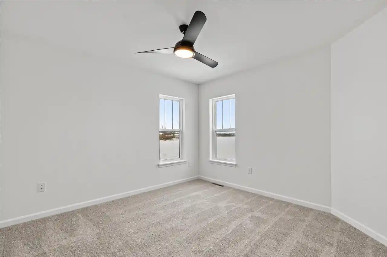 5th image of 520 Hunter Oaks Blvd Blvd, Watertown, WI 53094