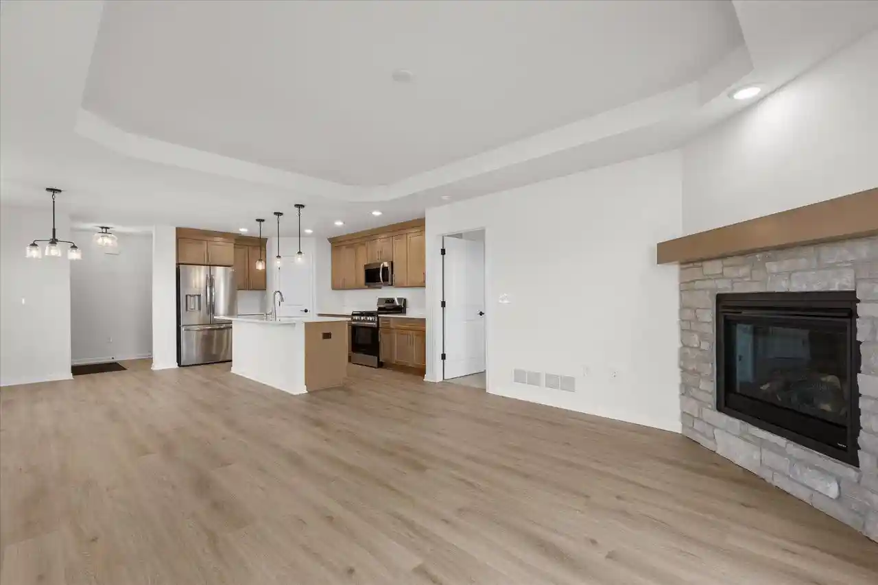3rd image of 500 Hunter Oaks Blvd Blvd, Watertown, WI 53094