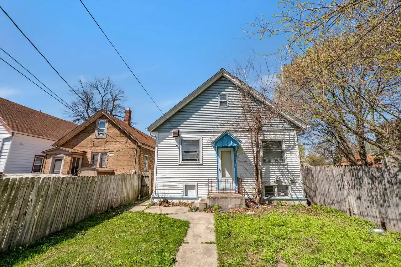 Homes for sale in Milwaukee, WI | 3426 N 1St Street Street, Milwaukee, WI 53212 | MLS# 1959502