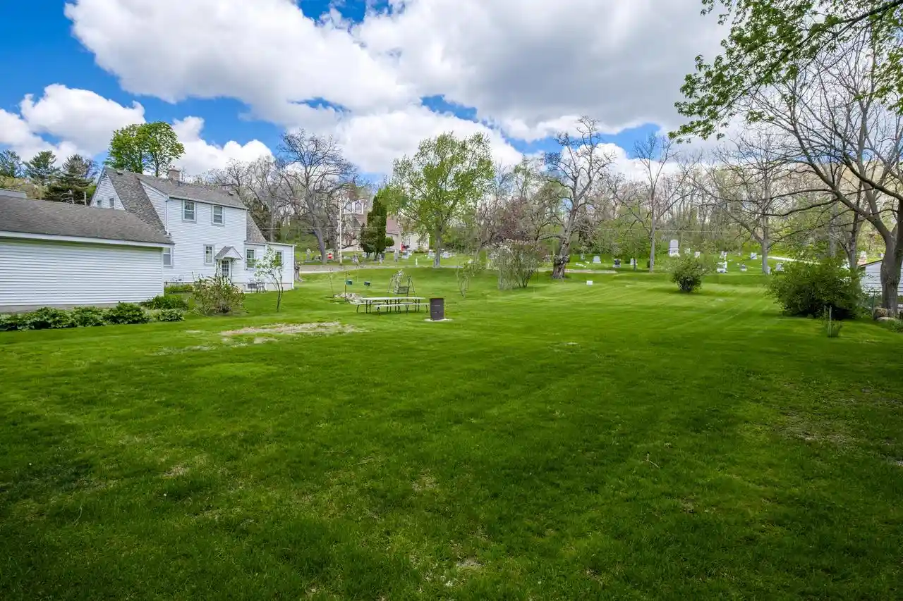 2nd image of 317 W Capitol Dr Dr #LOT 11, Hartland, WI 53029 | MLS# 1959630