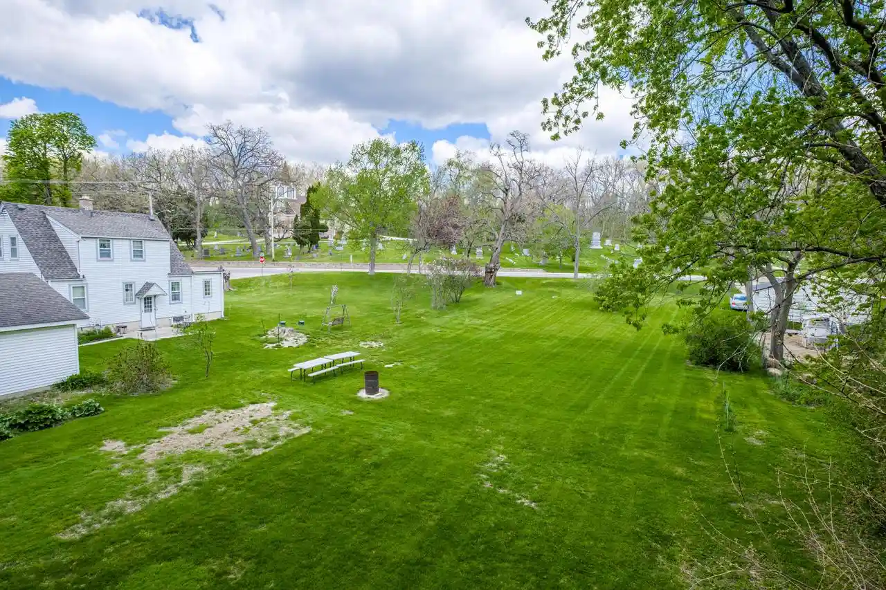 14th image of 317 W Capitol Dr Dr #LOT 11, Hartland, WI 53029 | MLS# 1959630