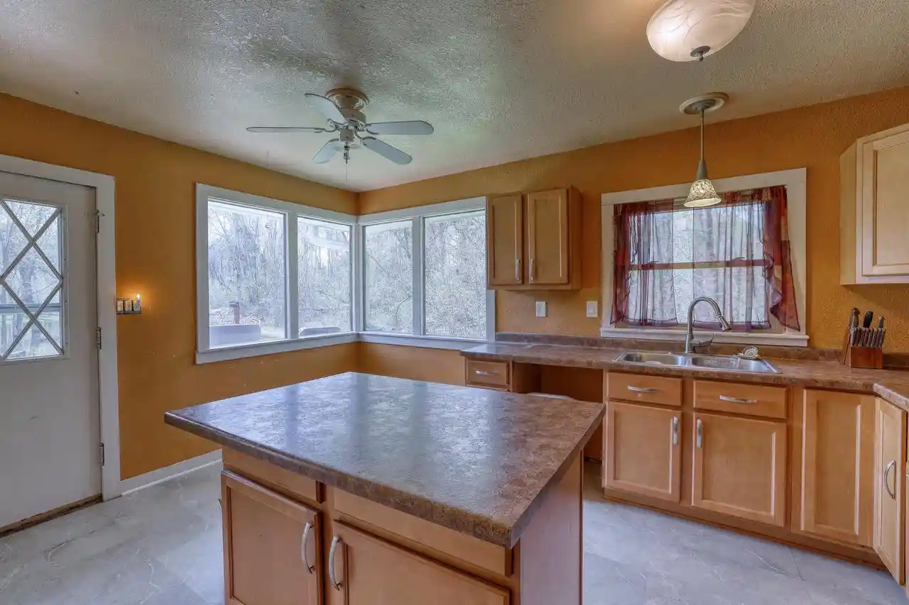 Homes for sale in Cedarburg, WI | 12125 Western Avenue Avenue, Cedarburg, WI 53012 | MLS# 1959642