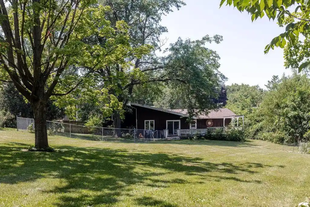 43rd image of 507 Park View Dr Dr, Mount Horeb, WI 53572 | MLS# 2021718