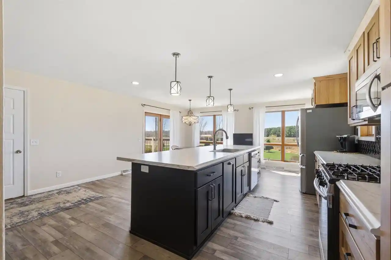 Homes for sale in Marshfield, WI | 8917 S Washington Avenue Avenue, Marshfield, WI 54449 | MLS# 22601668