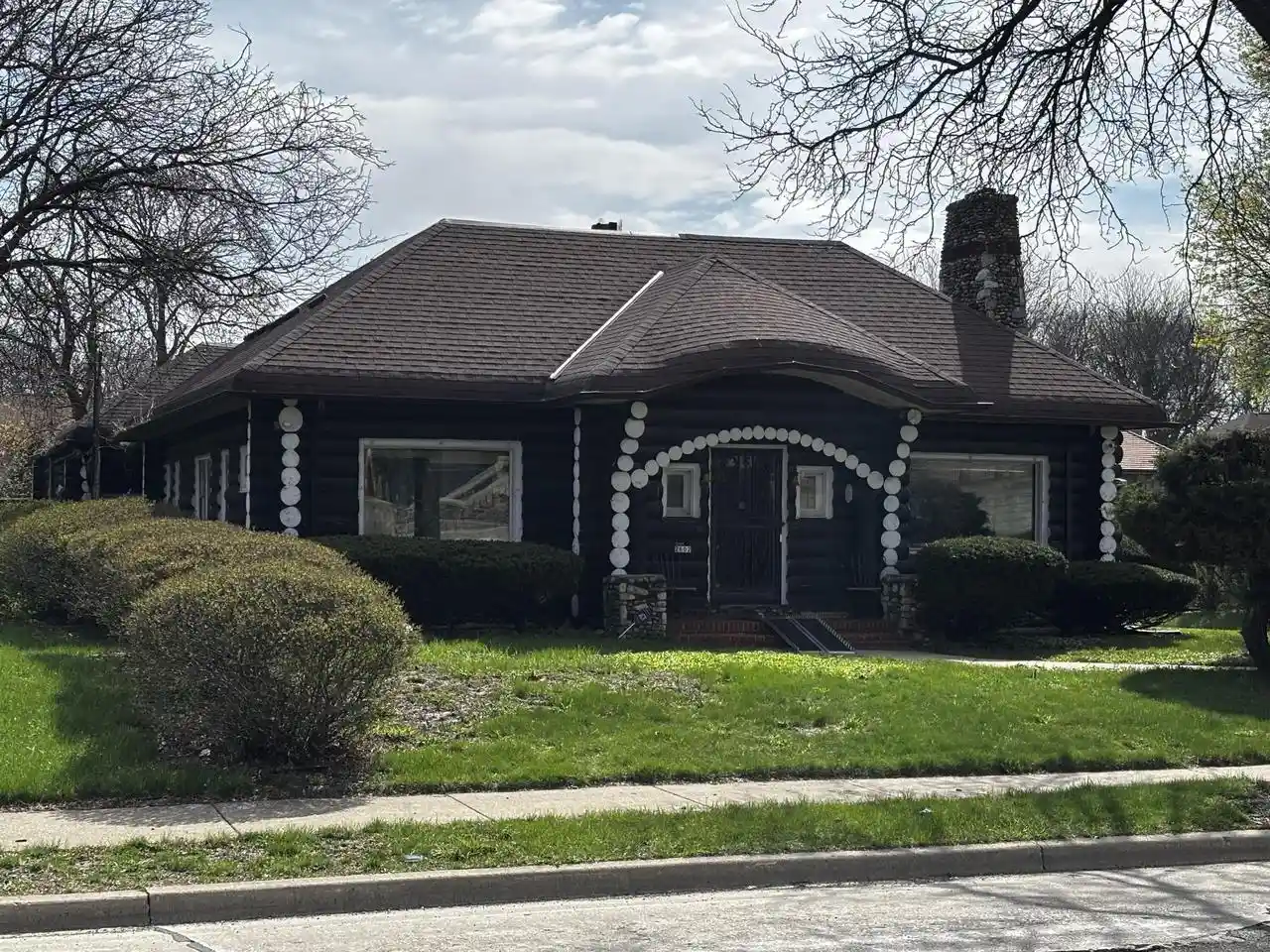 Homes for sale in Milwaukee, WI | 2602 N Sherman Boulevard Boulevard, Milwaukee, WI 53210 | MLS# 1959735