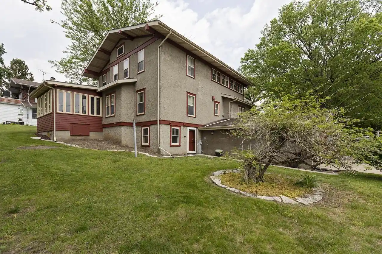 Homes for sale in Fort Atkinson, WI | 916 Whitewater Avenue Avenue, Fort Atkinson, WI 53538 | MLS# 1959809