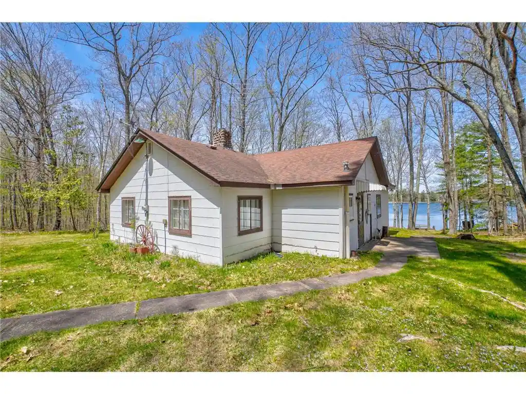3rd image of 11404 N Farnsworth Road Road, Hayward, WI 54843 | MLS# 7063255